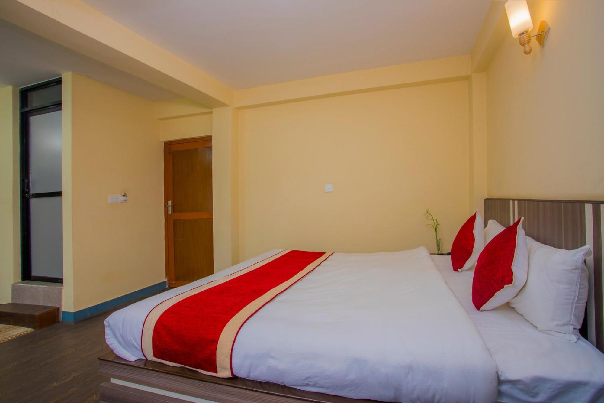Oyo 297 Hotel Aayam Katmandou Extérieur photo